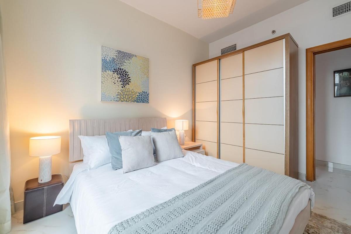 2 Bedroom Apartment I Marina Diamond 4 I Close To Metro Dubai Luaran gambar