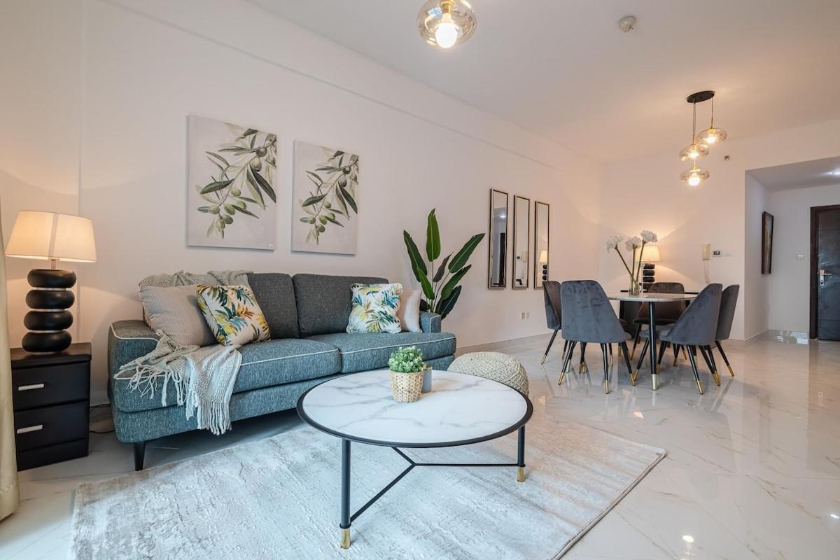 2 Bedroom Apartment I Marina Diamond 4 I Close To Metro Dubai Luaran gambar