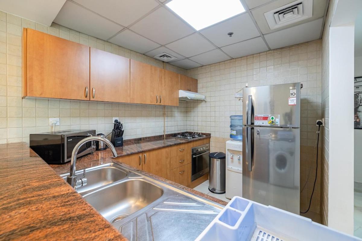 2 Bedroom Apartment I Marina Diamond 4 I Close To Metro Dubai Luaran gambar